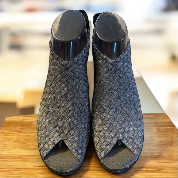 Bernie Mev Women's Metallic Silver Black Chesca Peep Toe Slip-On Bootie Pumps - Picture 4 of 12